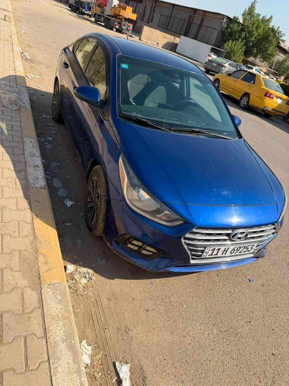 سلام وعليكم اكسنت موديل ٢٠١٩ رقم بغداد دولي جديده.  سياره جاهزه من كل نواحي. بيها صبغ جاملغ وباب نظيف جدا ماشيه ٨١ ميل. العنوان الاعظميه. الكم راغبه خاتون. السعر. ١٠٧ وبيها مجال بسيط. رقم الهاتف ***********
