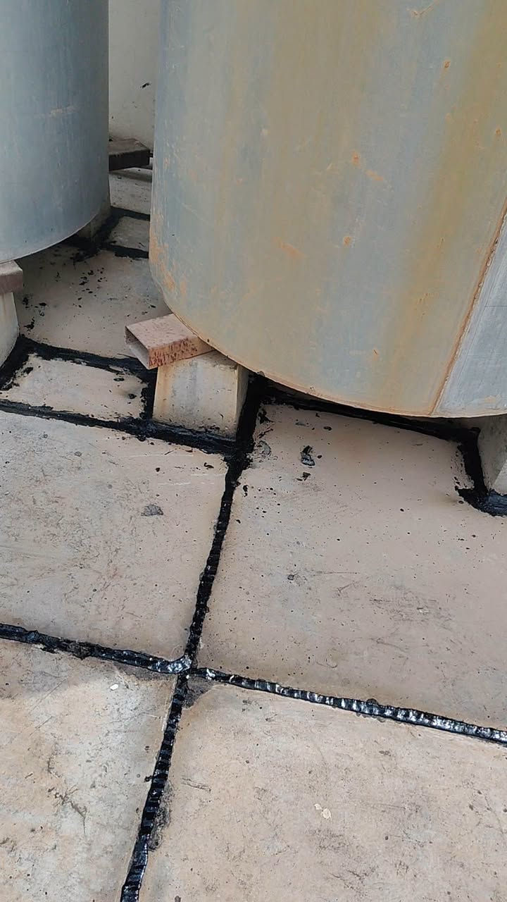 تم اكمال ييت اسطه نبيل 
شغل ماستك قلع ماستك قديم وتنظيف مكان وفرش ماستك من جديد كرست وعمل شغل درجه اولى كمال واضح بالصور سعر مناسب وهناك.تخفيضات.خاص للعوائل الفقراء والايتام وعوائل الشهداء
لاستفسار ***********  اسطه مراد باقر 
*********** او يرجى مراسله الصفحة 
نعمل بكل محافظات العراق ودوائر الحكومية
