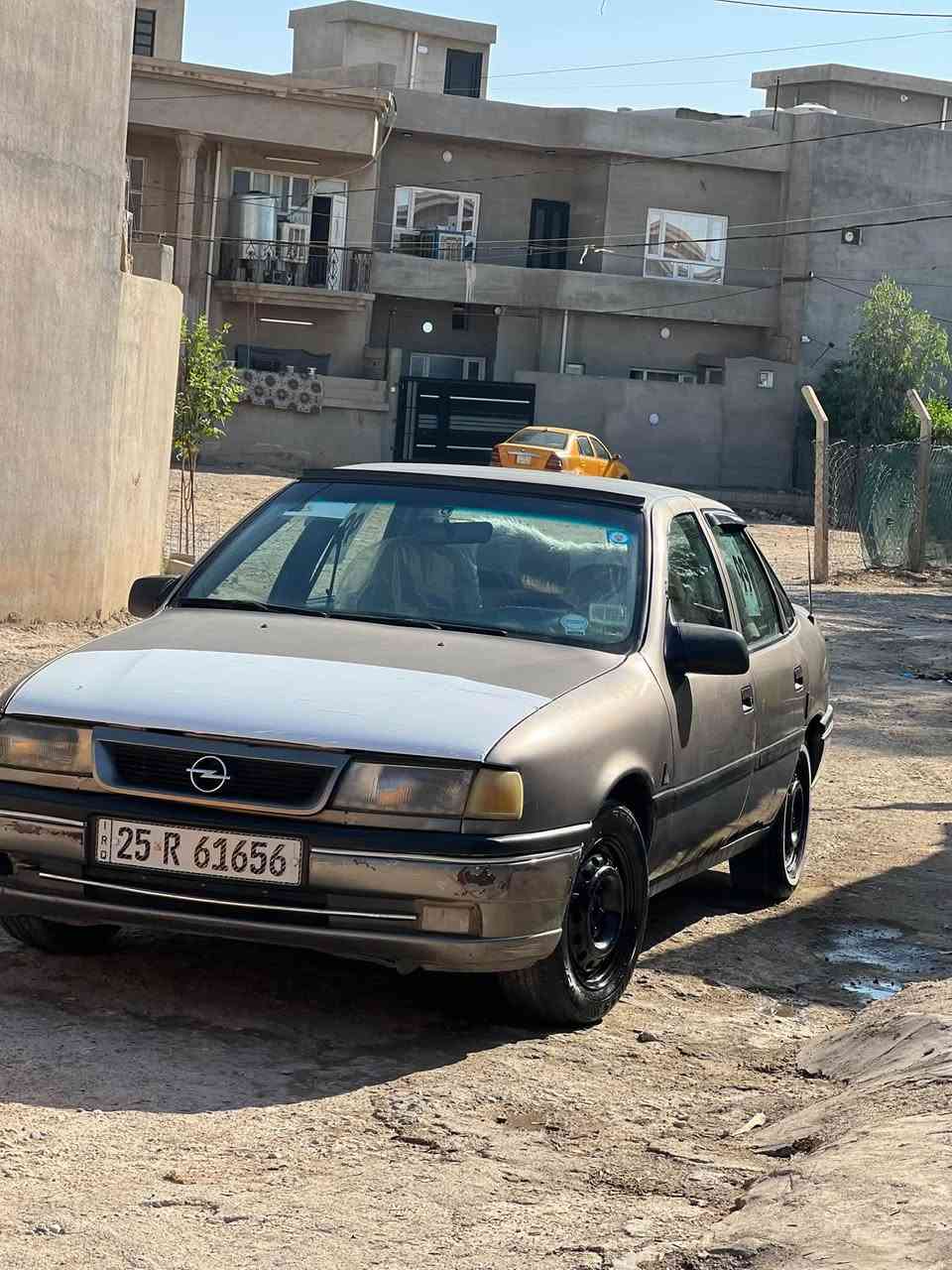 أوبل فيكترا • ١٩٩١ • رقم كركوك
