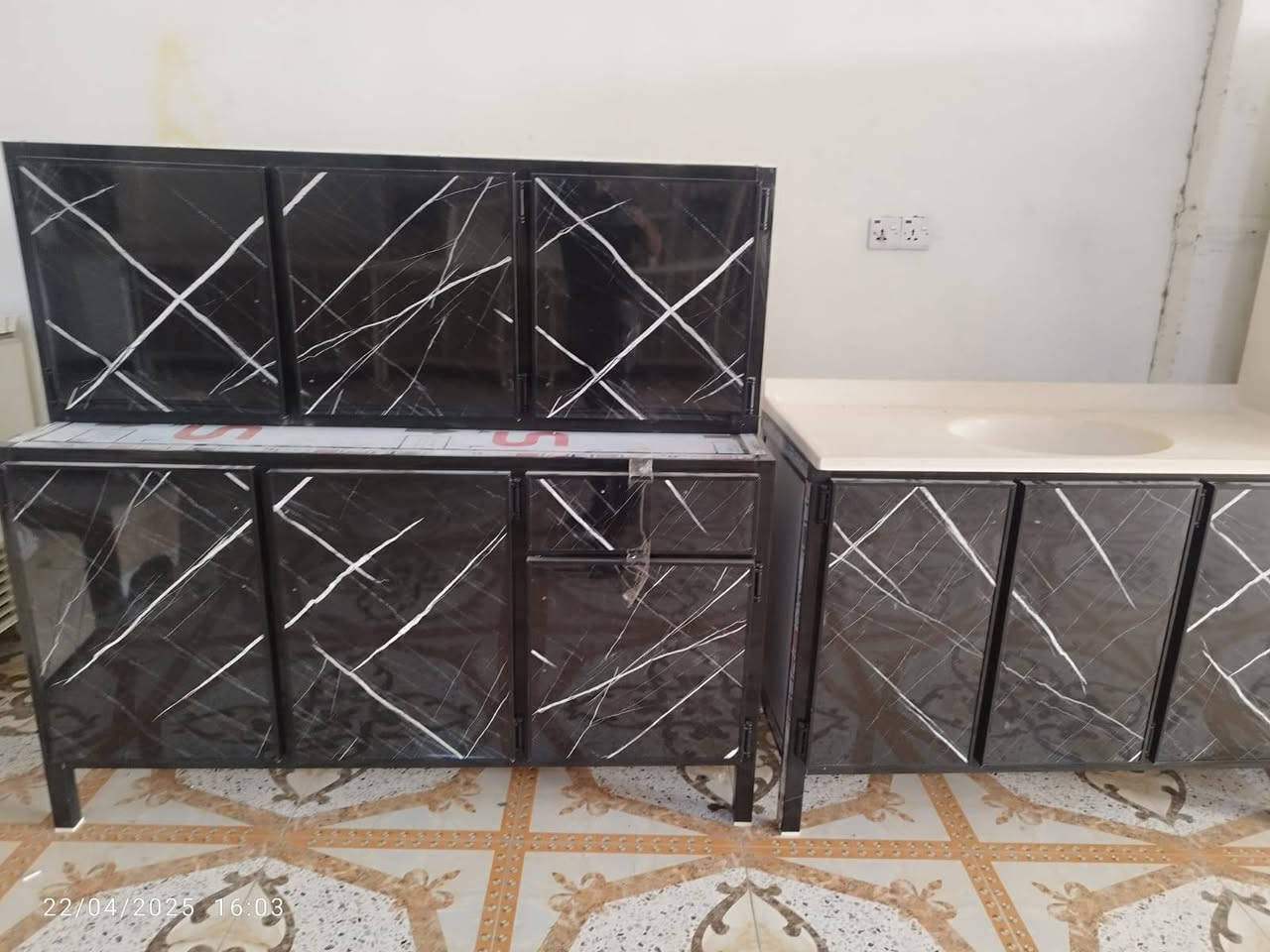 وصلته كاونترات جديد ب كل الوان ب كل قياس متوفر بسعر مناسب
نشتري غراض مستعمل اي شي عندك دزلي لل خاص غورف نوم كاونتر قنفات ميز طعام اراوس جديد بل مستعمل كالار, السليمانية

نص مكتوب في الصور:
- 24/09/2026 18:59
- 22/04/2025 16:03
- مزاد ابوريان