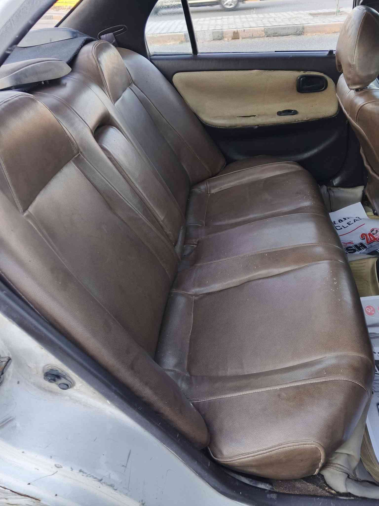 كورلا 1993 نجف محور سيارة حلوة وكاعدة بيها محرك جديد حاوية وكير . بيها ادامة منظومة الماي راديتر جديدة حدادية حلوة تبريد يشتغل وفان قوي بس موبارد سعرها 45 ***********
