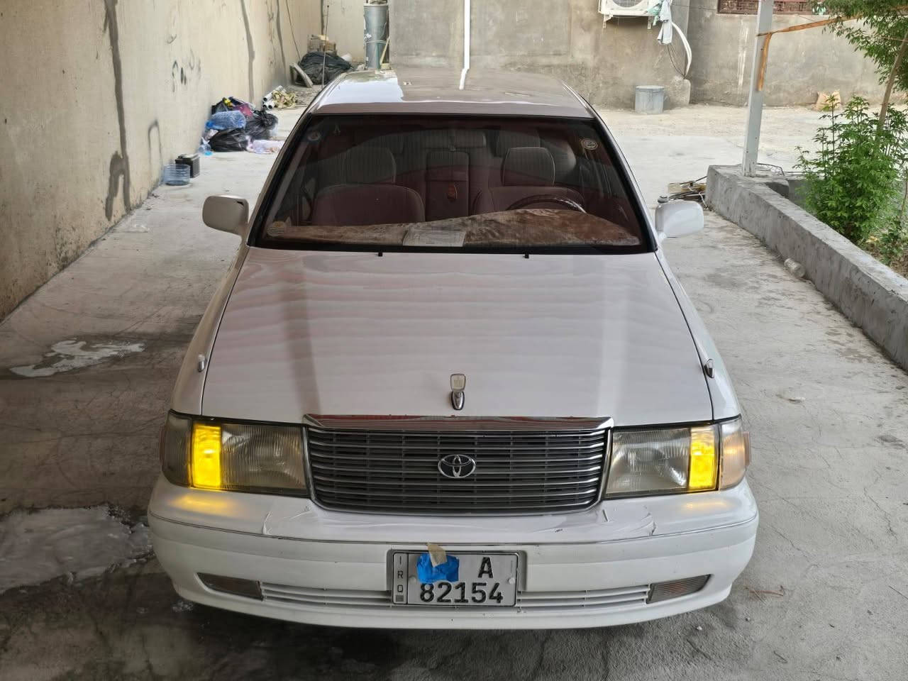 سلام عليكم راس الثور موديل))) 1999(( يسرى بلاد كويتي  مكفوله من الضربه والكصه ونقل الجثه والعيب الشرعي رقم دولي تحويل مباشر سنويه باسمي هزه جديده سنويه جديده لغايه 2031 مكينه وكير 3000 حداديه تخم التاير جديد تبريد ثلج سياره جاهزه بمعنى الكلمه ما بيها اي نقص مكان السياره الناصريه مركز المدينه السعر))) 114((( وبيها مجال رقم الهاتف ((((***********))))
