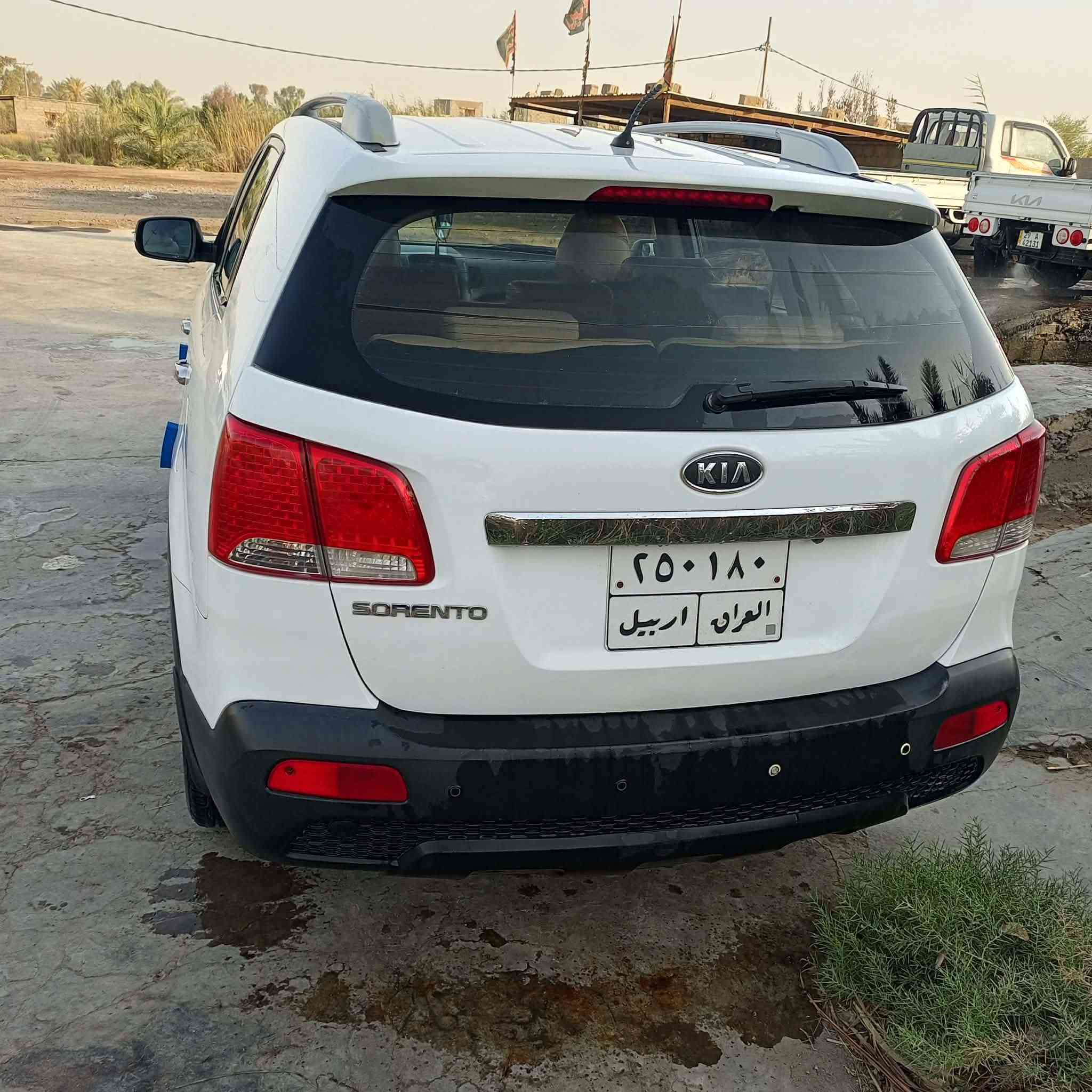 السلام عليكم اخوان كيا سورينتو موديل ٢٠١٢ سياره جاهزه من كلشي السعر ١٣٠ وبيه مجال بصيط مكاني واسط قضاء الصويره للاستفسار الاتصال ***********
