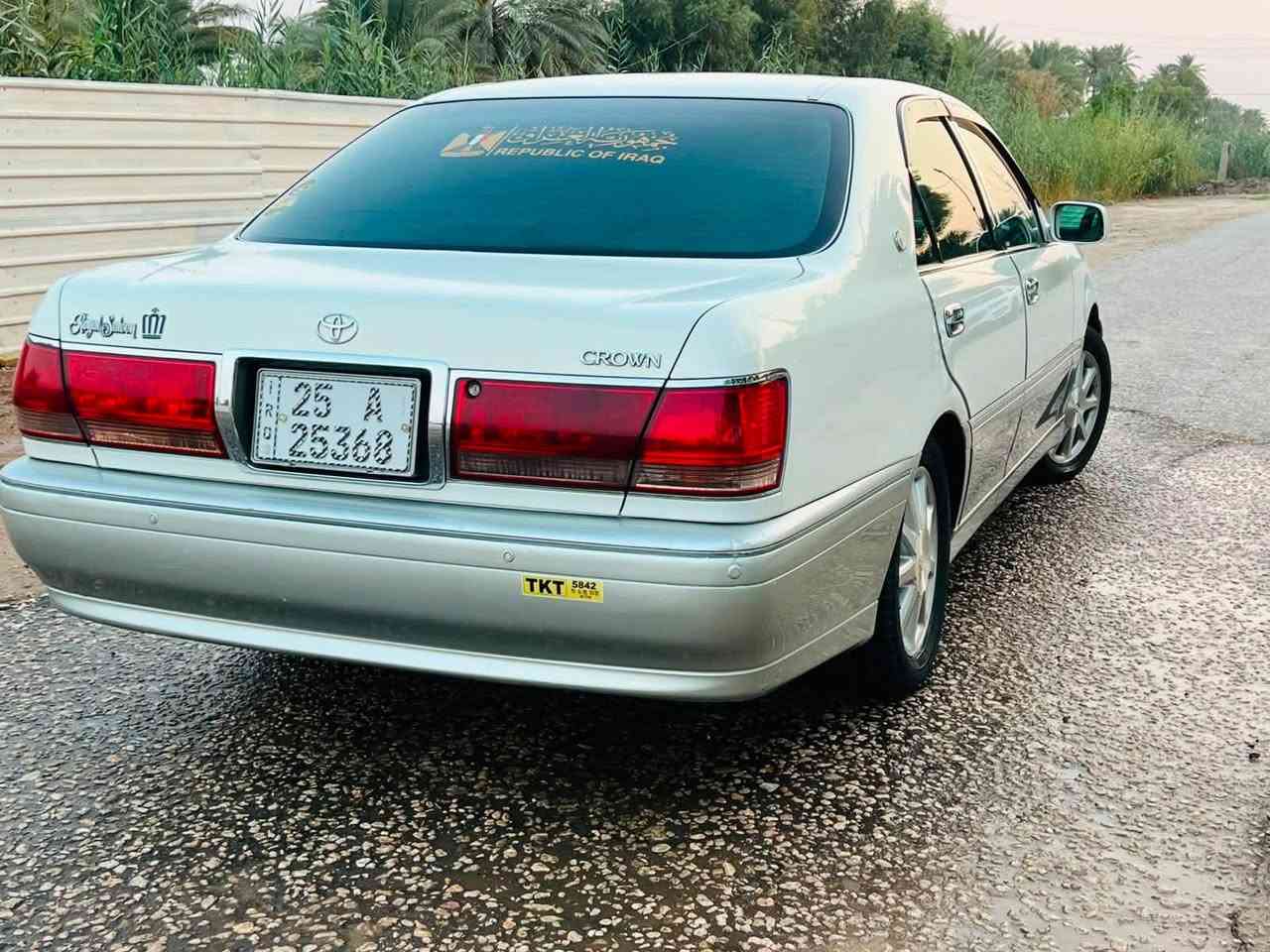 تيوتا كراون ملكه ٢٠٠٣
خضراوي رقم انكليزي باسمي شخصياً تحويل ثاني يوم 
دشبول نجف
عارف العيساوي
حداديه ستوني شادها وع شرط  
كرستال اصل 
ديفور الكبير 
باتري جديد 
ومكينه جديده ستوني شادها شرط ماتلزم مال مزامط ، السياره جديده وحلوه ع ايدي 
سعرها142 وبيها مجال لشراي
***********
