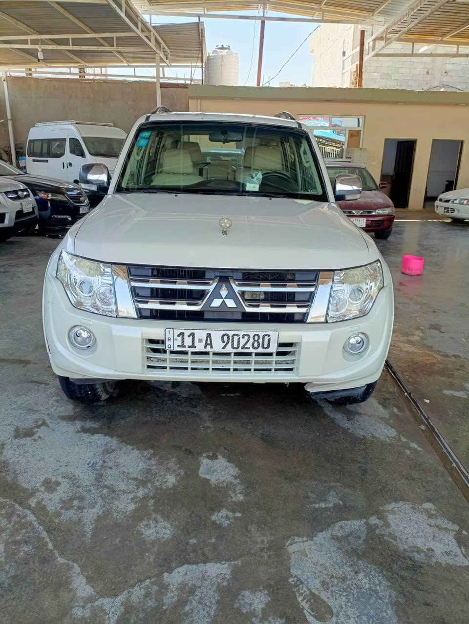 🚨 للبيع باجيرو موديل 2014 🚨

🚙 ميتسوبيشي باجيرو 2014
✨ خليجي
⚙️ محرك [/ 3.5 / ]
🔄 كير أوتوماتيك
4️⃣ دفع رباعي
🎨 اللون: [ابيض]
📍 الممشى: [١٧٠]

السيارة نظيفة ومستخدمة استخدام شخصي، والفحص على المشتري بكل رحابة صدر.
📞 للتواصل: [***********]
***********2
للجادين فقط، والله يوفق الجميع 🌹 بغداد, العراق
