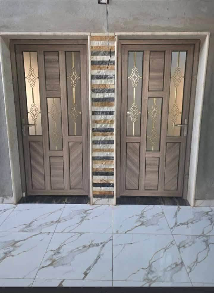 🔥 معمل منتظر الدليمي للألمنيوم وPVC 🔥
✨ متوفر لدينا جميع الألوان والموديلات ✨
🚪 أبواب PVC وألمنيوم 🎨 الألوان المتوفرة: ▪️ أبيض
▪️ صاجي
▪️ فيلي
▪️ أنتيكة
▪️ شنباني
▪️ أسود
💰 أسعار مناسبة جداً للجميع
🔸 الاستندر – حشوة: 180 ألف
🔸 الاستندر – جام: 200 ألف
🪟 خيارات الجام: ▪️ أسود ديكور
▪️ فضي ديكور
▪️ برونزي ديكور
▪️ ضبابي
💪 شغل متين وجودة عالية 🛠️ تنفيذ احترافي ودقة بالتفاصيل 🛡️ ضمان مفتوح على الشغل
📞 للحجز والاستفسار:
***********
📍 العنوان: بابل – الحلة السياحي – عامود 21
🔥 منتظر الدليمي… جودة تفرق، وشغل يدوم. 🔥
