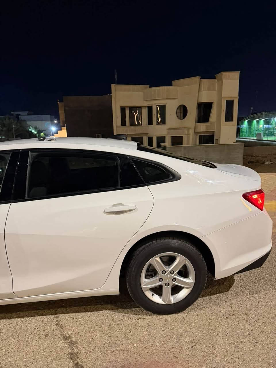 🚗 شوفرليه ماليبو 2024 

✨ الفئة: LS
📍 الموقع : الانبار – الرمادي
🔢 رقم السيارة : اربيل 

🔧 المواصفات :
•محرك 1.5 تيربو
•تشغيل عن بعد 
•كشن مخمل 
•ابل كار بلي
•نظام توقف ذكي 
•رادار امامي 
•نقاط عمياء بالمرايا الجانبية 
•اوتو هولد 
•تحكم ستيرن 
•السيارة فول عدا الفتحة 
🔴 الضرر :
دعامية امامية + ملاحضات بالبونيد فقط وصور الضرر مرفقة بالمنشور
بالعراق صار بيها صبغ نص الباب الخلف السائق فقط 
السيارة جديدة ونضيفة وخير من الله كفالة محرك وكير

💰 السعر: 125 (قابل للتفاوض)

📞 للاستفسار:***********
