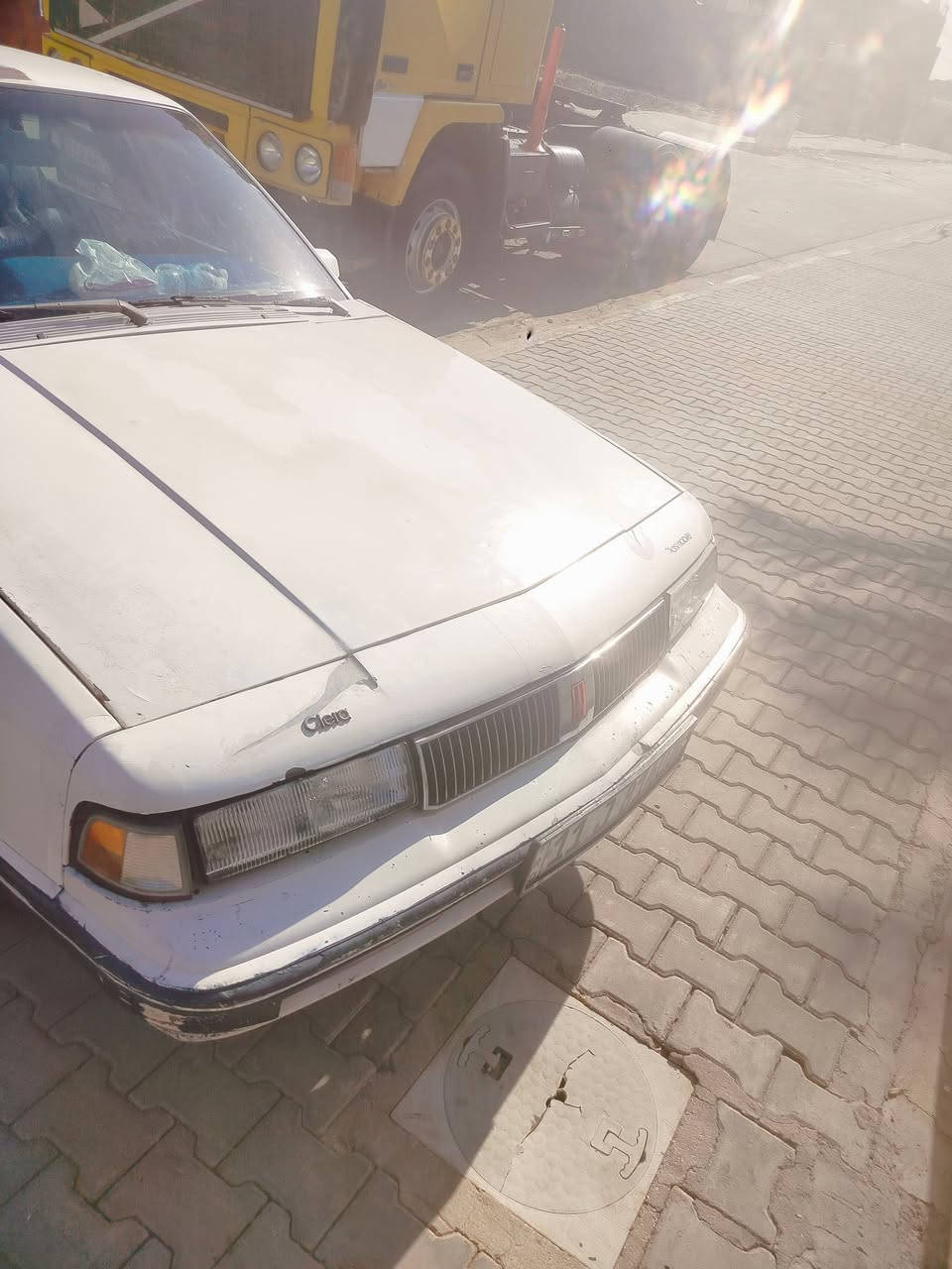 للبيع اولدز موديل 90 تبريد محرك كير خير من الله 
تخم تاير باتري جديد دواخل نضيفه تحويل مباشر
 42 وبيها مجال 
***********
