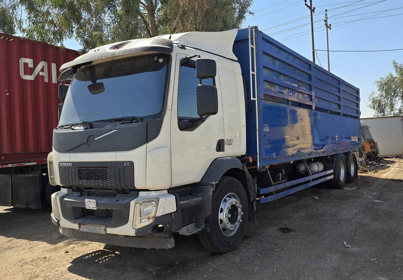 . للبيع شاحنة فولفو الحجم  FL 280 مودي 2019، دخول جديد. شاحنة نظيفة جداً وجاهزة للعمل مباشرة. محرك ديزل اقتصادي وقوي، استخدام نظيف فقط استخدام في طول لبدي ٨ متر الخارج  ،سياره بحالة ممتازة، صندوق بحالة جيدة وهيكل مرتب. مكان سياره واسط  صويره. للتواصل والاستفسار يرجى الاتصال سعر 250 وبيهه مجال 
***********
