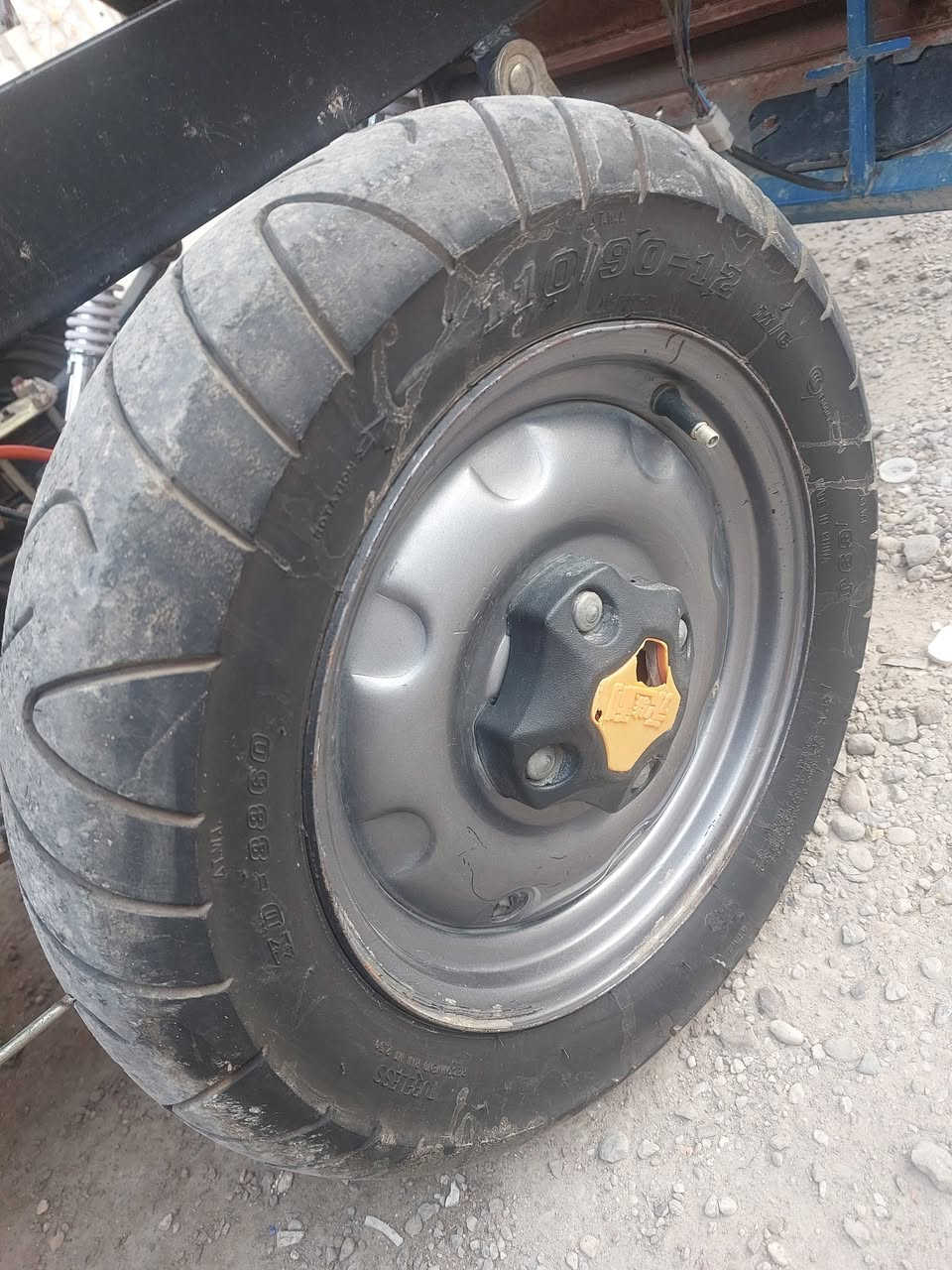 البيع الحجم الكبير مابيه اي نقص جاهزه بطاريات جدد  سعر مليون و 100 بيه مجال شي بصيط سكن بغداد متواجد خاص او هاذه رقمي تحياتي ***********
