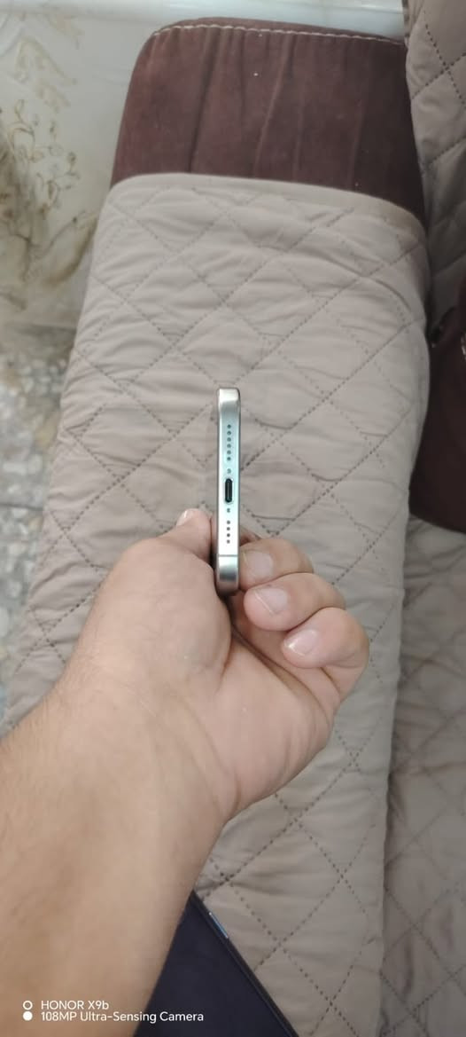 سلام عليكم عندي 15 برو ماكس 256 بطاريه 79 ماستر كارتونه ضايعة مبدل ظهر فقط سعره 850 مكاني بغداد ***********

