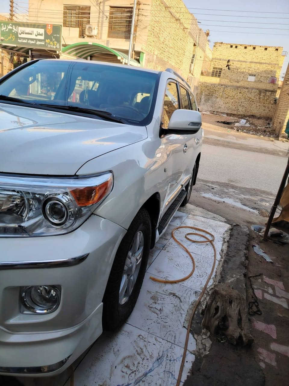 السلام عليكم
للبيع لاندكروز موديل 2008
محرك v6
تبريد ثلج 3 قطع
بيهه فقط صبغ بالجاملغ الأمامي جهه السائق أثر جراد
سونار موجود
رقم بصره انكليزي باسمي
سعرها 235$
الاستفسار الاتصال ***********
