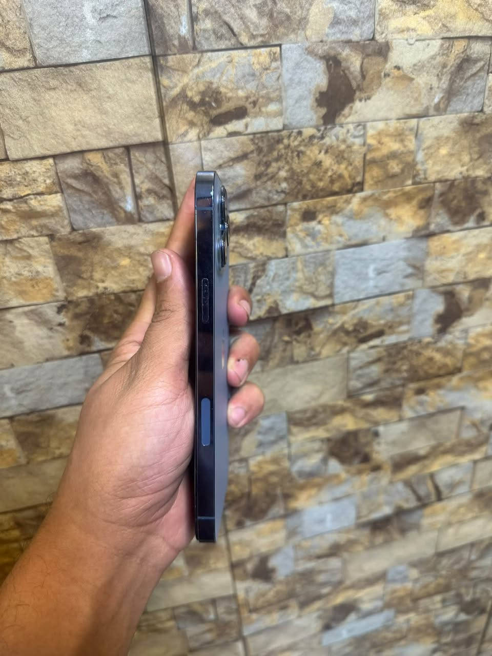 13 pro max
مبدل فقط شاشه 

*********** 

بغداد حي ور 

٥٠٠ الف
