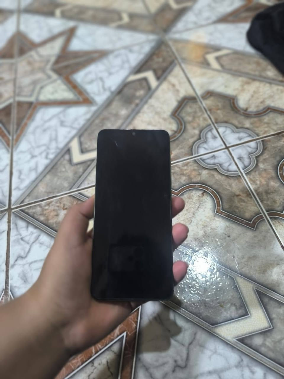 جهاز ريدمي 14سي بي فطر بصيت بل شاشة وكامل كرتونة وشاحنةوسعرة 100وبي مجال ***********

