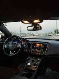 للبيع: كرايسلر C200 فئة S موديل 2015 معروفه هاي المواصفات قطعتين تبريد...