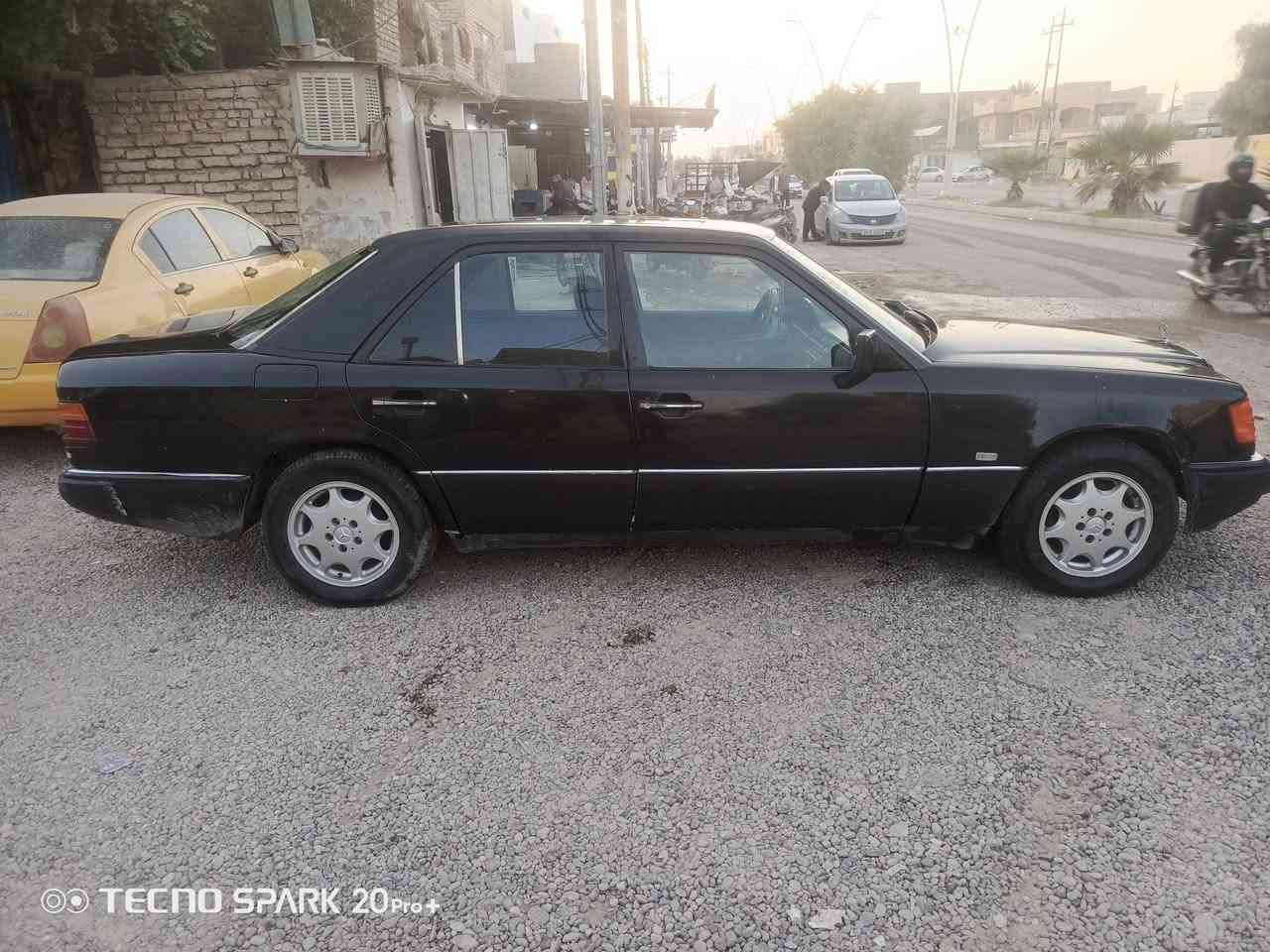 مرسيدس دب 300 • فول اوتو • رقم صلاح الدين