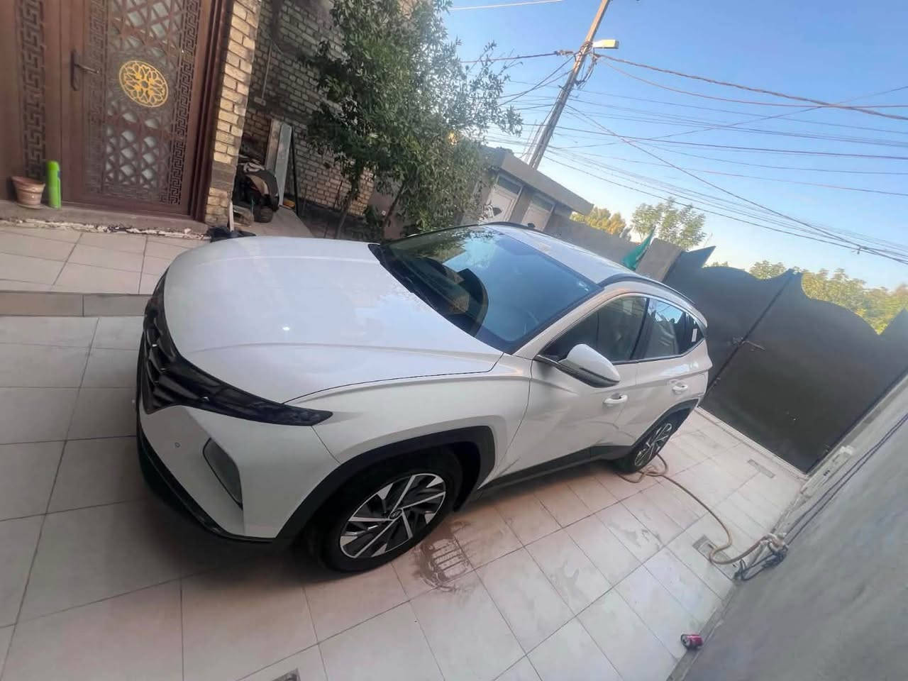 سلام عليكم
🔥🚘 للبيع توسان 2022 — خليجي مكفولة 🚘🔥

🇦🇪 خليجي مكفولة
📍 رقم دولي
📅 موديل 2022
🛣️ ماشية 75 ألف كم

✨ المواصفات:
• مكفولة خليجي
• كاميرا خلفية
• حساسات أمامية وخلفية
• مثبت سرعة
• تحكم ستيرن
• تشغيل بصمة عن بعد
• دخول ذكي
• تكييف قوي
• بلوتوث + USB-شحن لاسلكي
• داخلية نظيفة جداً
• سيارة مرتبة ونظيفة وتستاهل

❌ عدا بانوراما

🔥 سيارة خليجي مكفولة، رقم دولي، ومواصفات حلوة — جاهزة
العنوان / طويريج

💵 السعر: 195 ورقة وبيها مجال
🤝
الاستفسار على الرقم /*********** غير متواجد على الفيس

