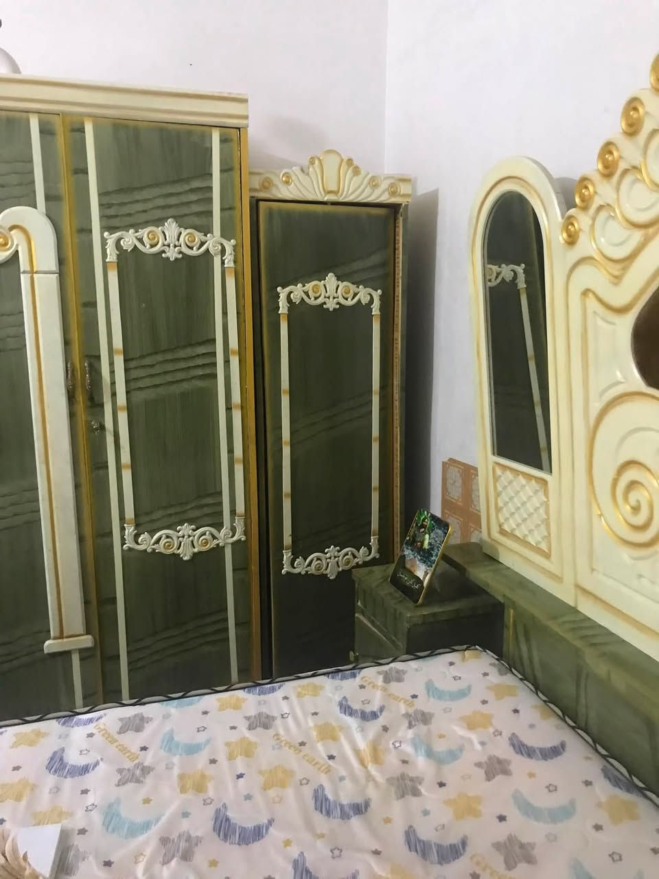سلام عليكم غرفة عراقيه ولتصميم تركي ستخدام شهر واحد فقط 550 الف مكاني بغداد مدينة الصدر 
***********
