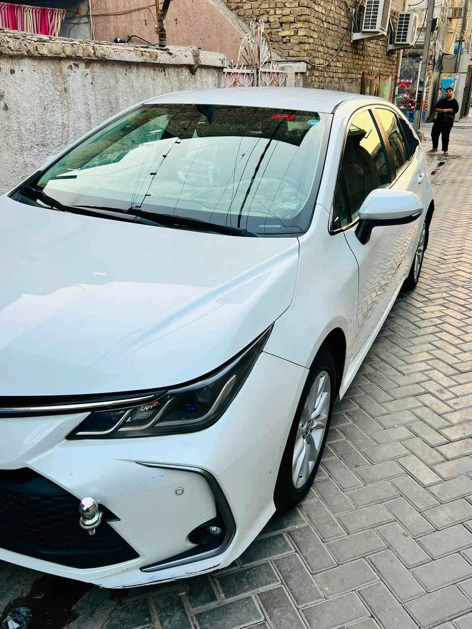 تويوتا كورلا GLi موديل 2023 خليجي وكالة جيهان ام الضمان 
ماشيه 78000 الف 
رقم اربيل الجديد بأسمي سنويه ل2027 

بصمه
 تبريد قطعين
 مري شفط 
اشاير بالمري 
كامره خلفيه 
حساس امامي خلفي 
لد امامي خلفي 
شاشه كار بلي 
شاحن 
والمواصفات الباقيه معروفه 
بيهه بارد بسيط جدآ بين الباب والجاملغ مال السايق بسيط كلش 
 بدون قطرة صبغ 
مكان السياره بغداد الرصافه 
رقمي *********** 
رايده 165 وبيهه مجال لشراي
