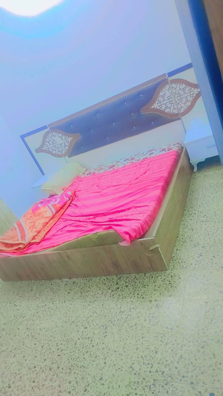 غرفه نضيفه ٥ قطع خشب ثكيل السعر ٢٢٥ قفل شراين خبرو عل رقم ***********  ***********
