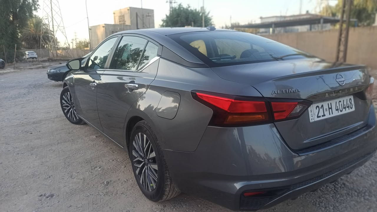 نيسان التيما 2024..للبيع..كلين بدون صبغ
مواصفات SV ...رقم...
بس ايرباك استيرن مغير بلادي جديد ..سليمانية..بسمي...كوبون بانزين كركوك عندة .سيارة على وضع الشركة...50 كم ماشي
سعر 170بي مجال للشراي جاد
للمعلومات***********
