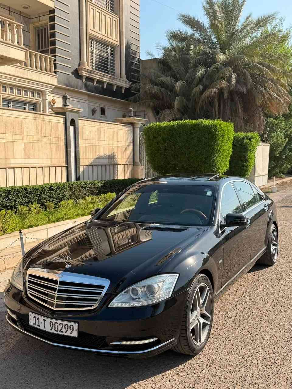 السلام عليكم مارسدس اس 2009 خليجي مكفوله من الضربه وصبغ وتبديل فول مواصفات فتحه بيبان شفط مري شفط حساسات كامره تحكمات جهتين تبريد قطعتين كشنات كهرباء وحار بارد جنطه شفط السياره مسوي الها سقف روز كنتاره رقم بغداد هزه ورقم جديد السياره جاهزه بدون نقص صدر خلفي امامي جديد تبريد ثلج خلفي امامي السعر 158 رقمي ***********
