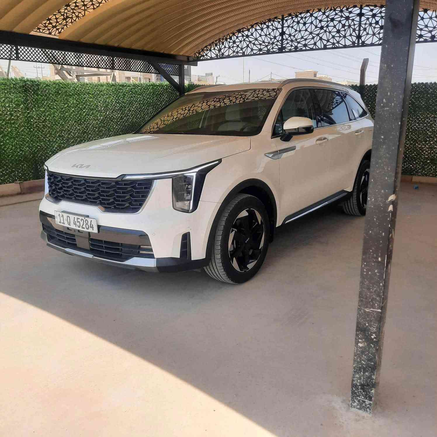 السلام عليكم سورنتو 2024
رقم بغداد بسمي مكفولة عدا الرصعتين بالجنطة 
فول مواصفات عدا الفتحة 
ماشية 21 الف حقيقي 
عنوان بغداد 
***********
