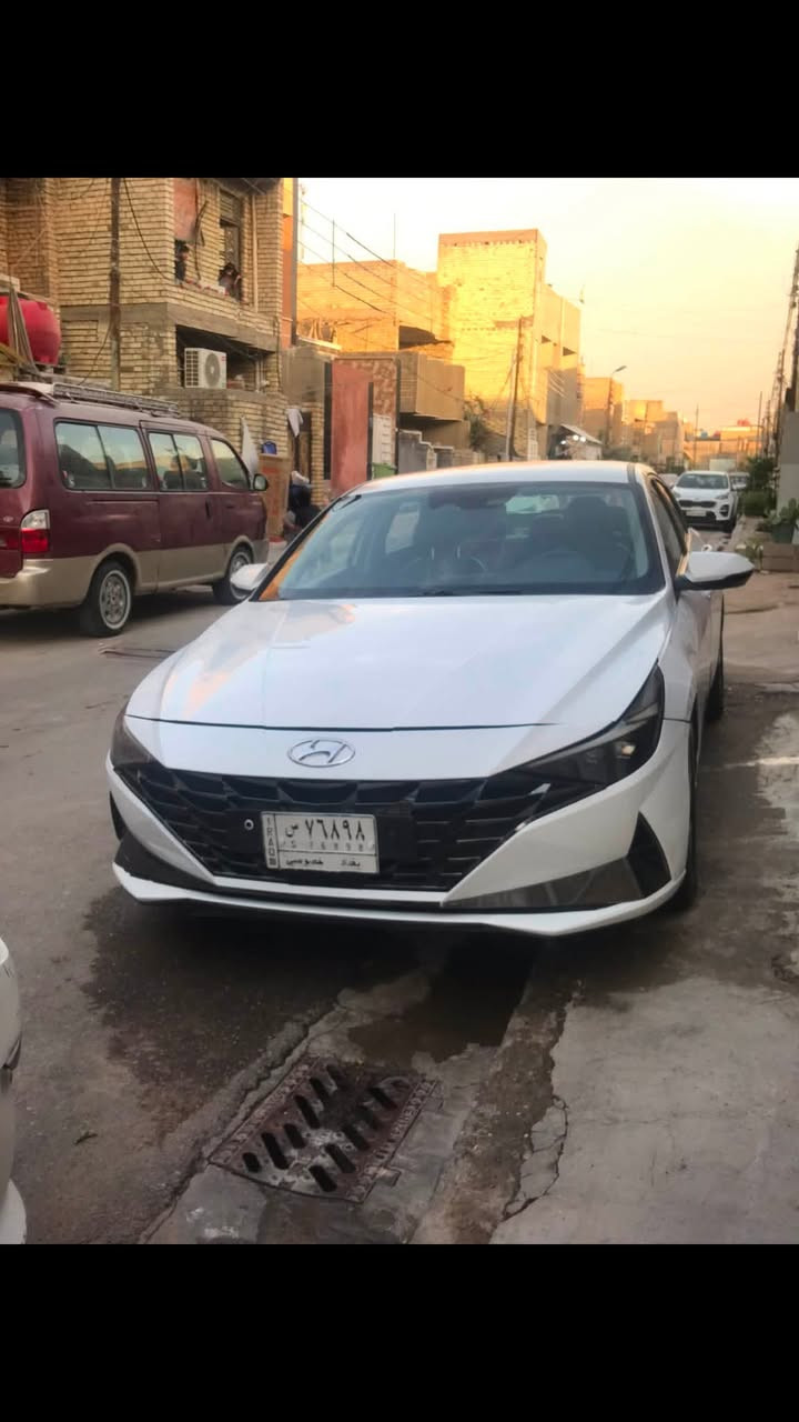 هيونداي ايفانتي. موديل 2021 محرك ١٦٠٠ دبل نوزل. كير svt  عداد كليو متر ١٦٣ الف. موصفات شاشه دمج كبيره. كشنات جلد تدفئه تبريد  مري شفط. حساسات امامي خلفي.  رادار   ٤. انظمة. قياده  اناره ترحيب  تشغيل عن بعد. ٤  قطع تبديل اصليات. بنيد وجاملغ. حادثها بره العراق. واما  بالعراق. باب سائق وقبق الجنطه   كلهن اصليات قطع التبديل. شاصي الامامي جهت السائق   بي تعديل اثر الحادث.  وكوا طخه بالبابتين عكس السائق مصلحه بارد. ورقمها الماني بسمي. بغداد. تحويل ثاني يوم  او نفس اليوم اذا تريد سعر. ١٢٨ $ ورقه. وبي مجال حك جيتكم. هذا رقمي ***********
