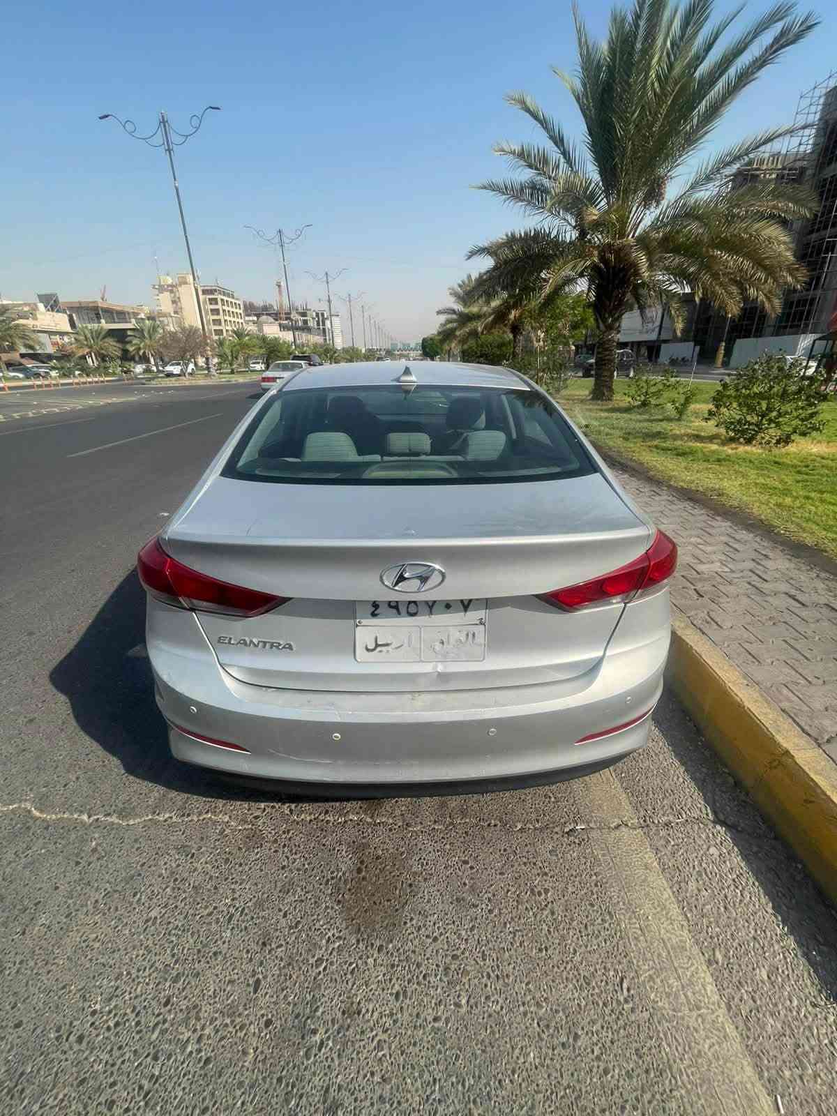 السلام عليكم
النترا 2018 وارد امريكي 
حادثها بنيد فقط 
رقم آرييل بأسم شركة 
مكينة 2000 دوش 
شاشة 
كامرا 
كير ومكينة وحدادية وتبريد جاهزة 
السعر 105  مكاني كربلاء 
رقمي للاتصال 
***********
