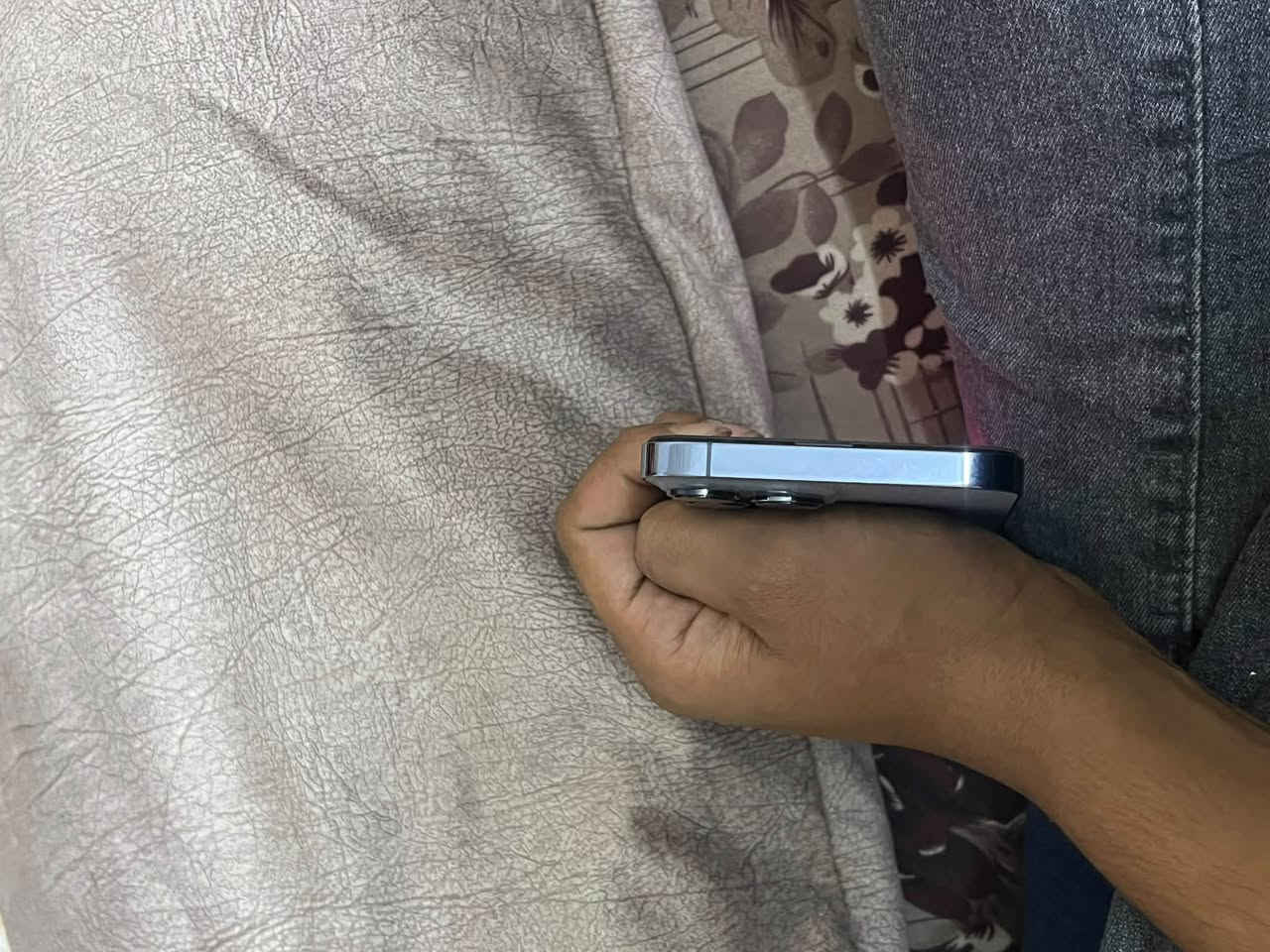 ايفون ١٣ برو ماكس • شاشة مبدلة • بطارية مبدلة
