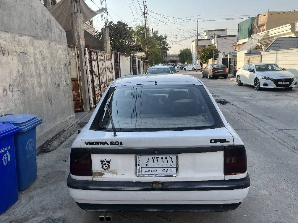 أوبل فكترا موديل1991مشروع وطني السنويه لغايه 2027بي بطاقه بنزين محرك 20 كير اوتوماتيك السعر 33وبي مجال
*********** كركوك, العراق

