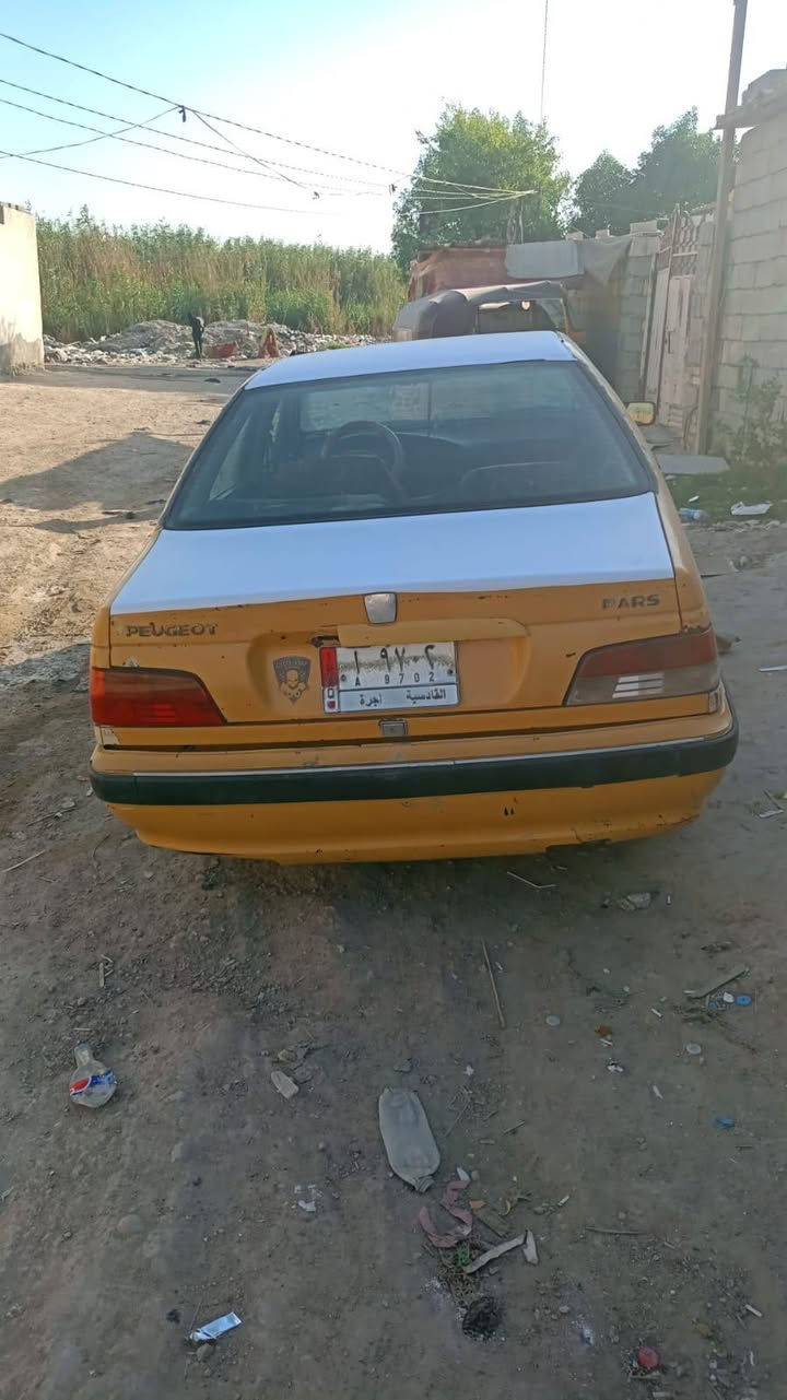 السلام عليكم بيجو بارص 13رقم قادسيه سنويه نافذه مكينه وكير خير من الله كهربائيه كله شغاله عالي ناصي مسجل شغال حداديه نص عمر العنوان كربلاء الشبانات السعر 12 وبيها مجال رقم الهاتف ***********
