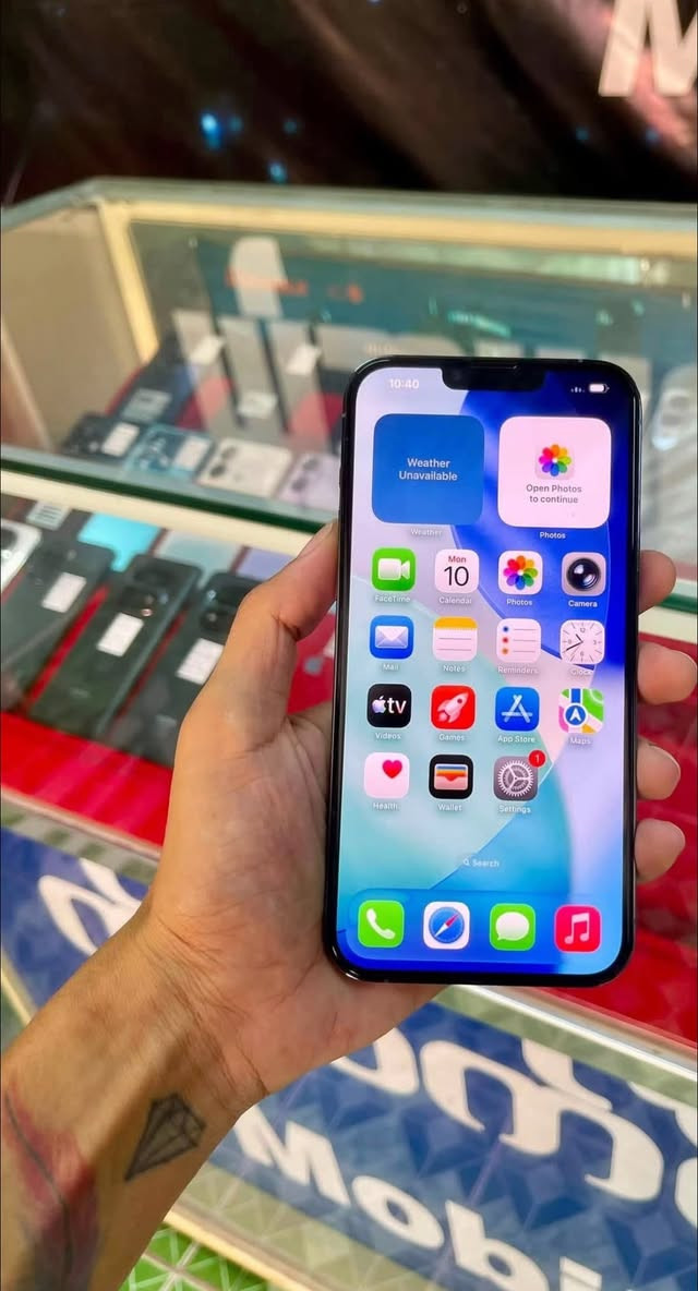 ‏سلام عليكم iPhone  13 ￼ ‏Pro ماكس للبيع سعر 750 بمجال نظيف أي عيب ما في بطارية 85 بلادية ما مفتوح ضمان ثلاث أيام كرتون شاحنة موجود كله بلادي ذاكرة 256 رقمي ***********
