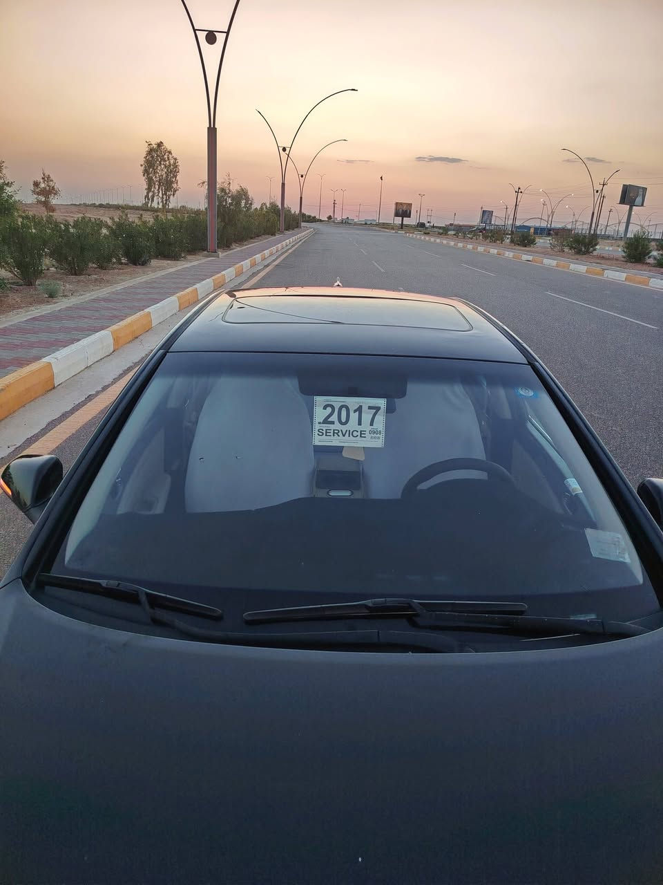 السلام عليكم ورحمة الله وبركاته
سوناتا للبيع
موديل ٢٠١٧
فول مواصفات 
بصمة أبواب 
بصمة تشغيل 
اشاير بالمري 
سلايت 
تحكمات 
لد أمامي 
ماشيه ٢٢٢ الف كيلو 
شرط التحويل 
السعر ١٠٨ وبيها مجال بسيط 
للاستفسار الاتصال

***********
