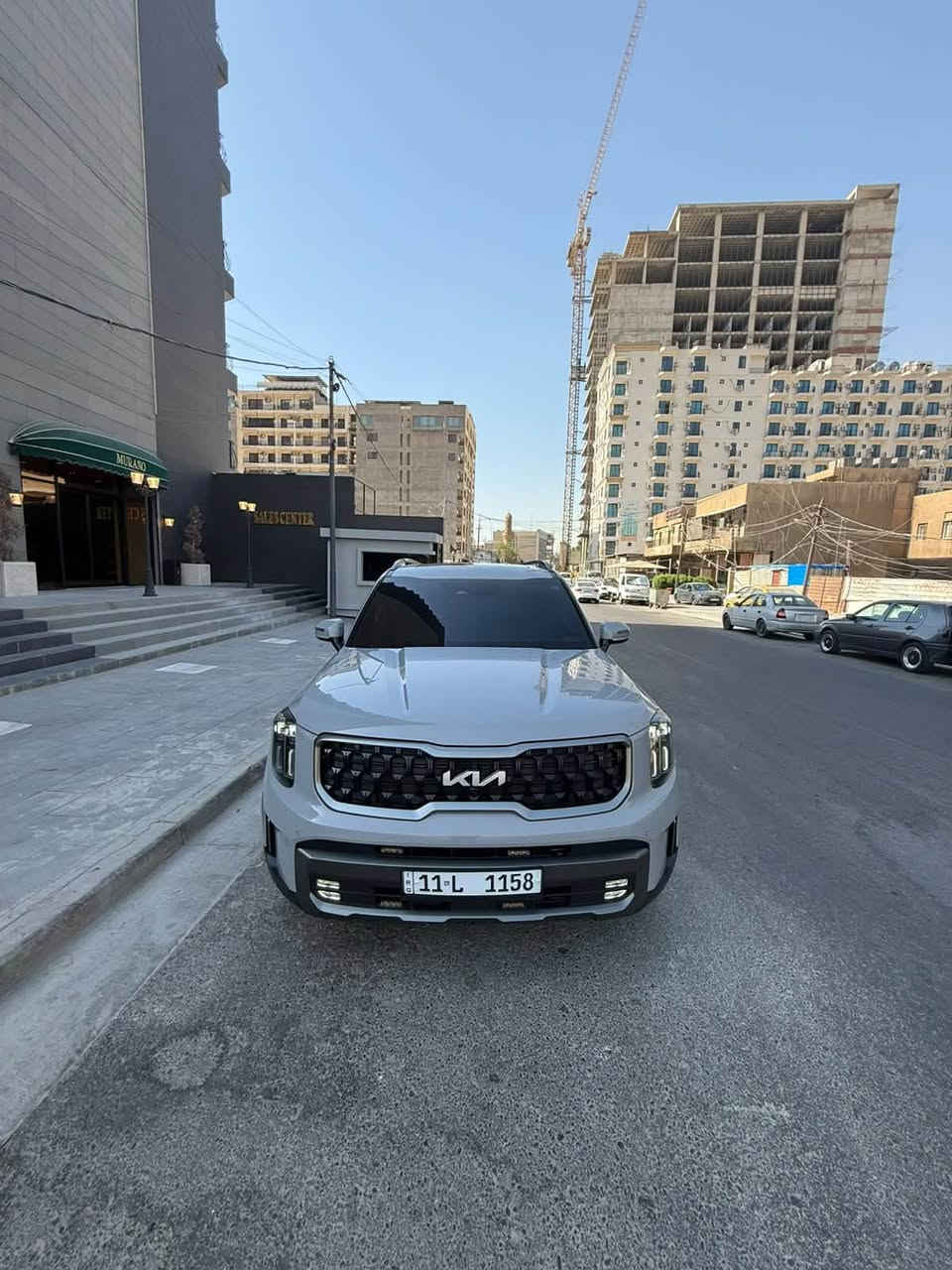 كيا تيلورايد SX أعلى فئة برستيج اكس برو  (sx xpro prestige ) فول مواصفات.
موديل 2023.
رقم بغداد مميز رباعي (السعر شامل اللوحة).
لون السيارة مميز : إسمنتي 
سيارة كل نقص مابيهة ولا بيها ملاحظة جاهزة البدي نظيف من ناحية الخدوش والرصعات.

السياره حادثة نص قبق جنطة فقط كما موضح بالصور  بدون ايرباك والباقي كفالةً عامة. صور الحادث موجوده بالاخير.

المواصفات:-
1-أنظمة قيادة.
2- محرك 6 سلندر 3800 
3-  ويل كب حجم 18 اطار نقشة خشنة  
4- كامرات 5 محيطية مراية داخلية كامرة 
5-سقف اسود شامو كنتارا 
6-بصمة ابواب امامية  وبصمة تشغيل وتشغيل عن بعد
7-لايتات زينون عالي ناصي عدستين 
8-اشارة في المرايا الجانبية مع حساسات الاجتياز 
9-مصابيح ترحيب في مقابض الابواب + ترحيب بالمرايا 
10-رادار امامي تفاعلي للتوقف التلقائي امامي خلفي وجانبي 
11- السيارة فتحتين سقف 
12-حساسات امامي خلفي
13-غرفة السيارة جلد نابا اسود نقشة خياط 
14تحكم كهربائي متكامل لمقاعد  المقدمة 
15-المقاعد الامامية  تدفئة وتبريد  
16-شاشة دشبول كبيرة لمجموعة من الايعازات والضبط
17-بردات اصلية للابواب الخلفية 
18-مقاعد وسطية تطوى كهربائيا ويدوية الفتح 
19-انارة ليزرية محيطية متعددة الالوان لأنارة دواخل السيارة 
20-مرايا جانبية شفط كهرباء 
21-خاصية تحديد المسار والتنبيه عند الخروج من المسار 
22-المقعد الوسطي منفصل  VIP
23-تبريد السيارة 3 قطع 
24-تحكم ستيرن جهتين متعدد الايعازات 
25-وضعيات القيادة عدد 5 
26-تنبيه بالارتجاج في المقود عند الخروج من المسار او عند الرجوع 
27-كشن السائق مساج وذاكرة 
28- جنطة كهرباء فتح واغلاق 
29-ستيرن تدفئة  
30-وضعيات قيادة + 4x4
31-اوتو هولد + اوتو ستوب 
32-تحديد مسار الي + مثبت سرعة 
33-تبريد خلفي منفصل 
34-شاحن واير ليس 
35-منافذ شحن بالكشنات وبالخلف 
36-سستم صوت هارمن كاردن 

رقم بغداد تحويل مباشر بأسمي.
الموقع بغداد زيونة.
السعر (30,500$) فقط.
للاستفسار اكثر الاتصال او مراسلة واتساب:-

***********

