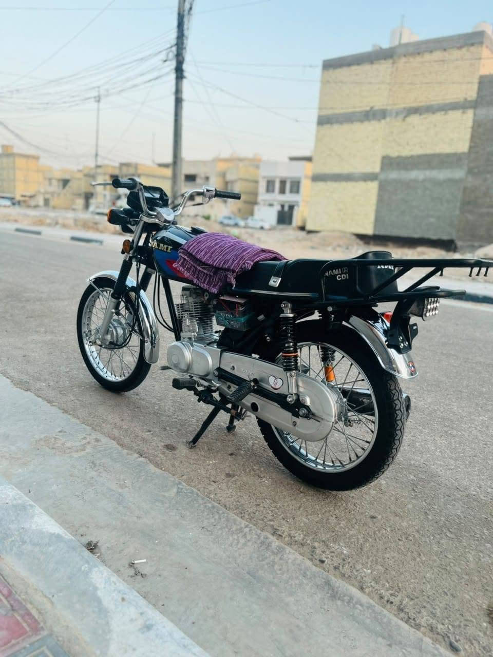 تعمير شاصي ٢٦ سكنر شلامجه دراجه بيها نواقص ابيع عً وضعها ومراوسً هم
كلها شغاله  بس  بيه لاستيك ولف نواقصها بسيطه ما تكلف ٢٥...... سعره ٦٥٠ وبيه مجال 
رقمي ***********
