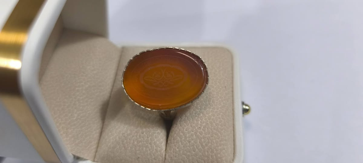 يالله عقيق مخطوط اية الكرسي فضة 925 السعر 28مع التوصيل موجود ماسنجر واتساب ***********
