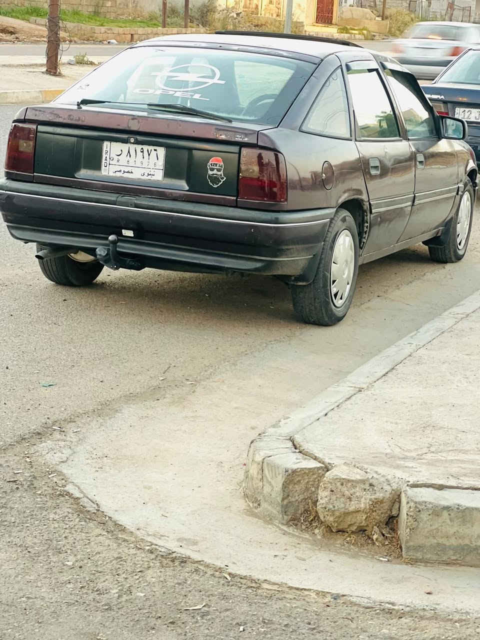 سياره فكترا موديل 1992 حجم 18 سياره بلادي بدون صبغ بدون ضرر  العنوان موصل الأيمن  السعر الاتصال على الرقم 
 ***********.    ***********
