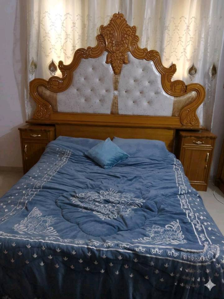 بغداد
الغرفه نظيفه جداً 
الاستفسار الاتصال على هاذا الرقم 