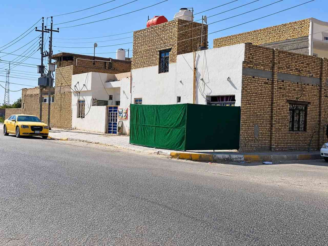 🏡 للبيع مشتملين في حي السلام

📍 الموقع: [حي السلام مقابل السكله]

📐 مساحه المشتمل الواحد 100م²

✨ مميزات العقار:
ركن علئ شارع تجاري يصلح للسكن والاستثمار

📞 للاستفسار والتواصل:
مراسلة الصفحة أو الاتصال على ***********

🔑 فرصة ممتازة للسكن والاستثمار
