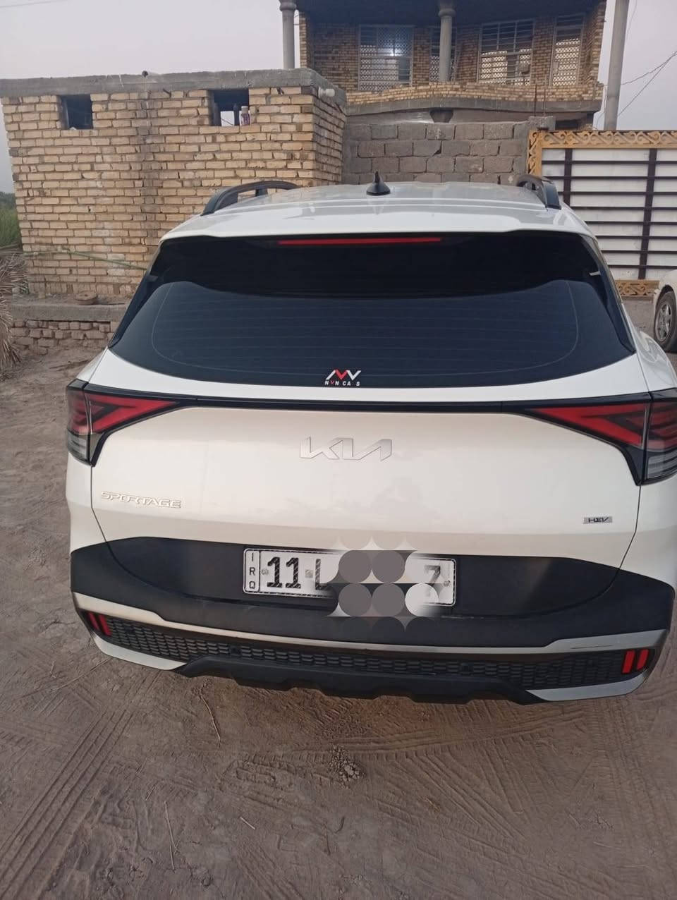 السلام عليكم
كيا سبورتج هايبرد موديل 2024 

فووول مواصفات عدى بانوراما 1/1
سياره جديده شركة وارد كوري مكفولة هنا باعراق صار بيه  باب خلف  الصدر صبغ  وبارد السونار مع الصور

حجم المكينه : 1600 تيربو هايبرد صاروخ ارضي 🚀 

التفويله ب 20 الف تمشي 800 كيلو

( اقوى واسرع واقتصاديه أڪــثر من البانزين )

ماشيه : 51 الف كيلو
الضرر : فقط باب خلف الصدر وبارد
سيارة جديده

المواصفات : 
1. شاشه كبيره متصل 
2. بصمه
3.تتقدم بالريمونت 
4.تشغيل عن بعد 
5.لايت امامي عدسات لد 
6. رادارات جانبيه
7. رادار امامي
8.فورويل AWD 
9. بكلايت لد 
10. كشنات جلد
11.هيترات بالكشنات
12. ويل كب كروم 
13.اشاير بالمري
14.كيجات دجيتل فول 
15. قطعتين تبريد 
16. تبريد بيانو لمس
17. تحكمات
18. نظام سبورت ايكو عادي ثلوج
19. توقف ذاتي
20.ايقاف ذاتي اوتو ستوب
21.حساسات خلفي امامي
22. اوتو هولد 
23. نظام منحدرات 
24. كشنات كهرباء جلد
25. شحن وايرليس 
26. شاشه 
27.قيادة آليه
28. كشافات
29. كيجات دجيتل حديث
30.بابل شوملي 

رقم بغداد الجديد باسمي
السعر مناسب 184 ورقه بي مجال ***********
