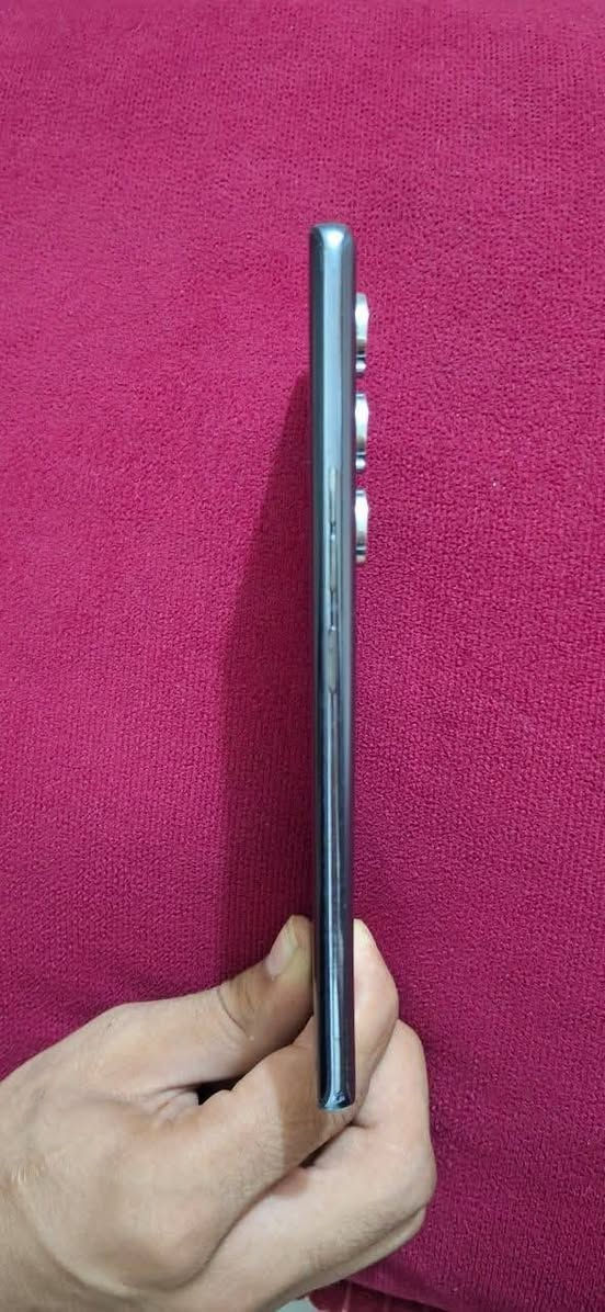يالله سلام عليكم TECNO CAMON 40 Pro 5Gلون اسود ذاكره 256 ببجي 90 فريم 😶‍🌫 دبل سيمكارت بي فطور بل شاشه ما مثرات بشي ابد سعر 250 و مراوس بوكو لو ايفون *********** فدوه لكلبك مو شراي لتعلق ولا تراسل سعر ثابت
