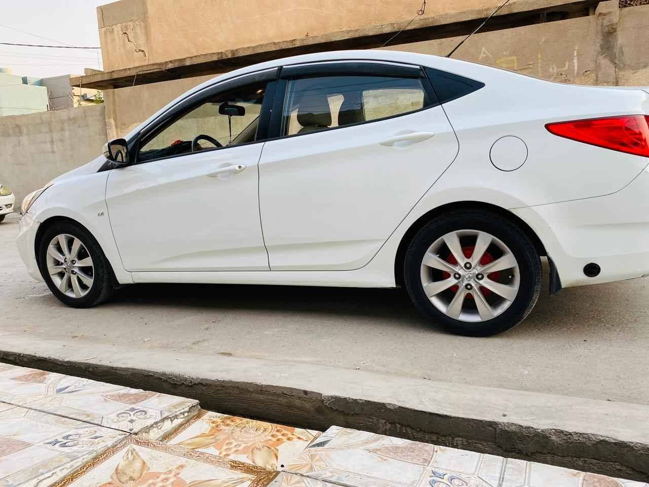 اكسنت ٢٠١٢ كلين ما بيها ضرر فقط بوند صبغ محرك كير شرط تبريد ثلج بيها منظومة غاز  محرك دوش كيرatv
***********
***********
 سعر ٩٢ ورقة
مكاني موصل موصل, نينوى
