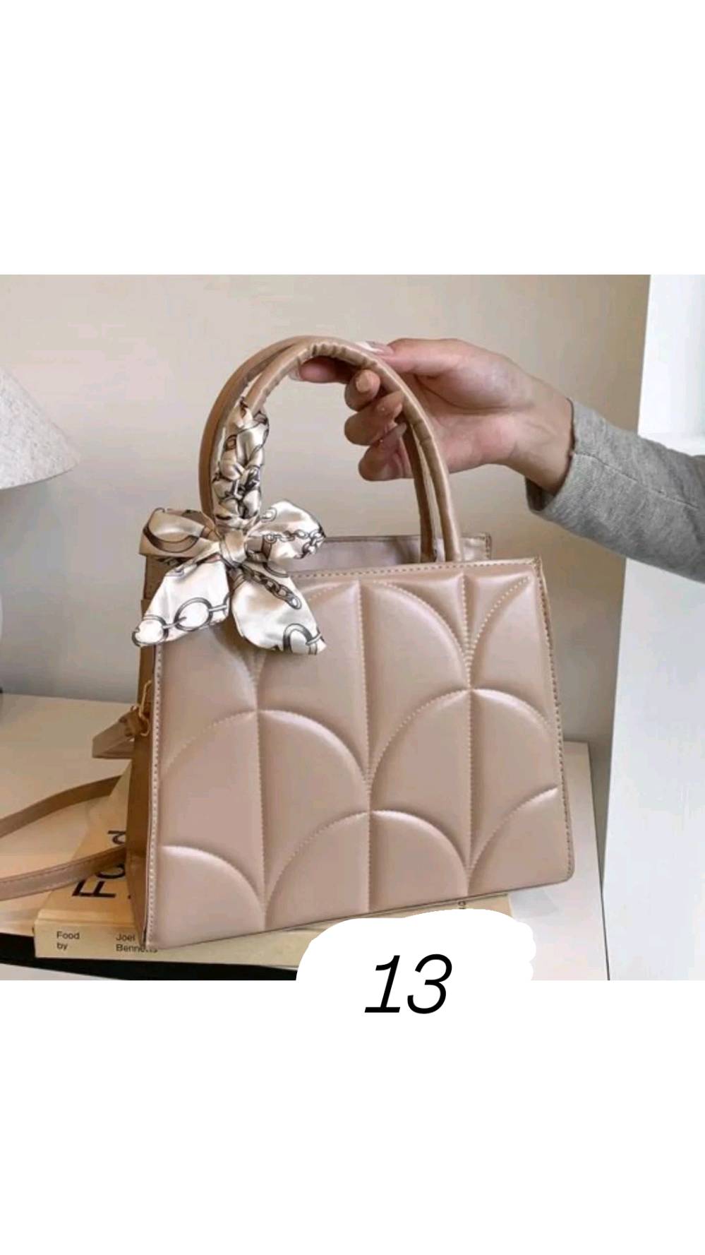 حقائب نسائيه ماستر كوالتي عالي جدا مع تغليف و بوكس
للطلب راسلينا