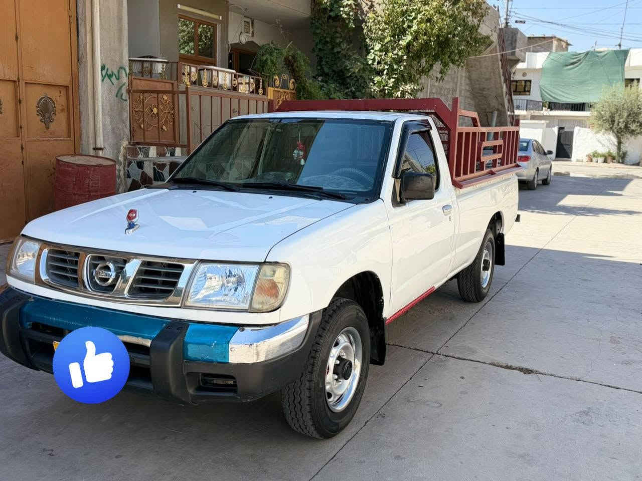 نیسان 2001 تەحویل عەسڵ 
کامل مەسرەف چوارتایەی تازە دەنلووب تەبریدە بەس پاوەر نیە هەیکەلی جوانە نەتەپیوە 
 ئاڕم  ئەوەلیات  غەرامە بەشەرت
گێڕوو مەکینە عەکسل  بەشەرت 
تەقەو ڕەقە بەشەرت  تەبریدی سارد بەشەرت
چەمەلغ و بۆنیدی ڕەشە 
چەمچەو ناوبۆدی جوانە 
سەیارەی ماڵە 
ژم ***********
ژم ***********
