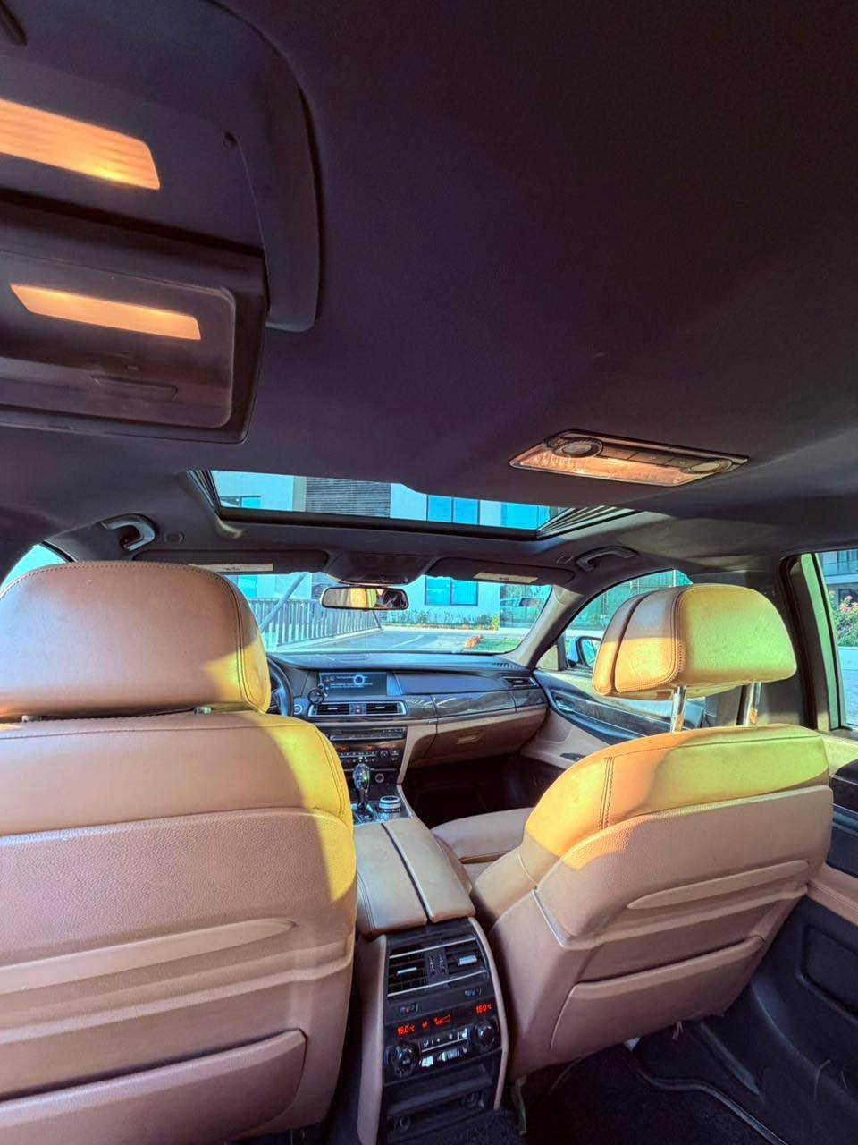 بي ام دبليو 750Li • ٢٠١٢ • بغداد سماية