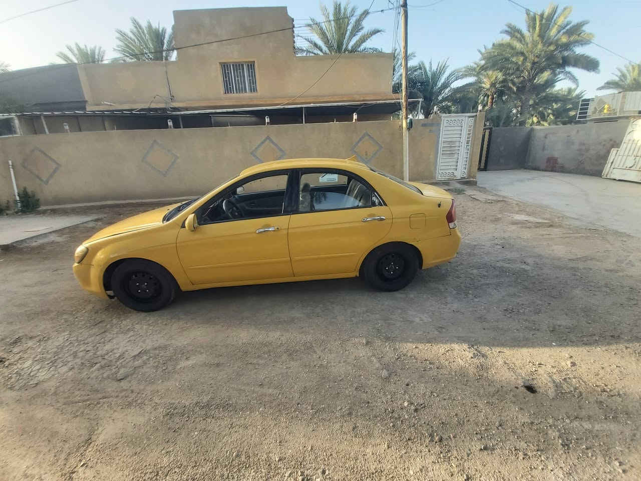 متاااح سياره سبكترا موديل 2009 رقم انكليزي بابل بأسم والدي مداور ثاني يوم  مصفره ونرجع نصفر من جديد كير ومكينه فول حداديه خير من الله مكاني بابل ابو غرق مهناويه *********** السعر المطلوب ٧٠ وبيهه مجال
