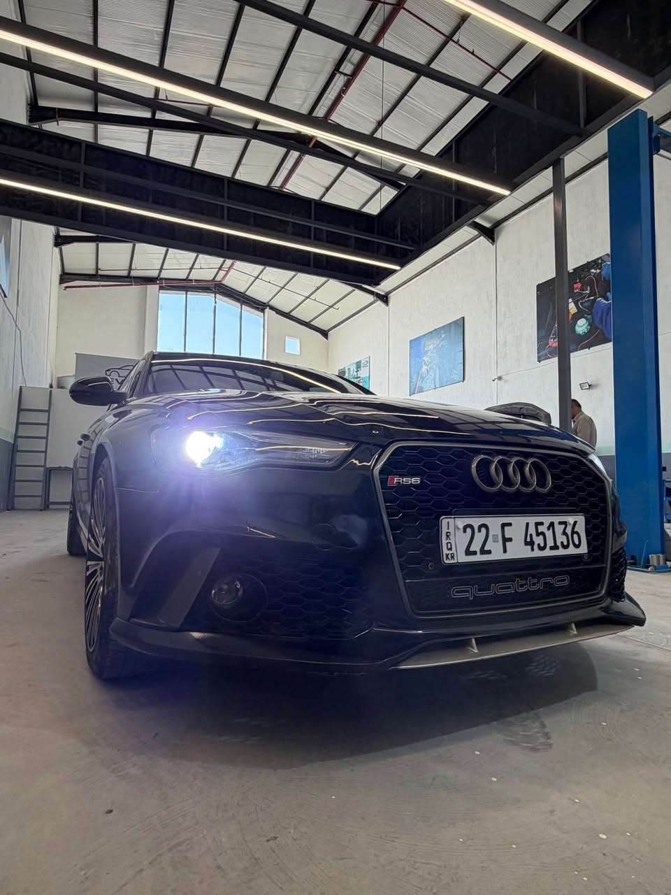 Audi A6 2016 
سەیارە بێ كێشەیە و هەیكەلی زۆر جوانە 
بۆ سعر و زانیاری *********** أربيل, العراق
