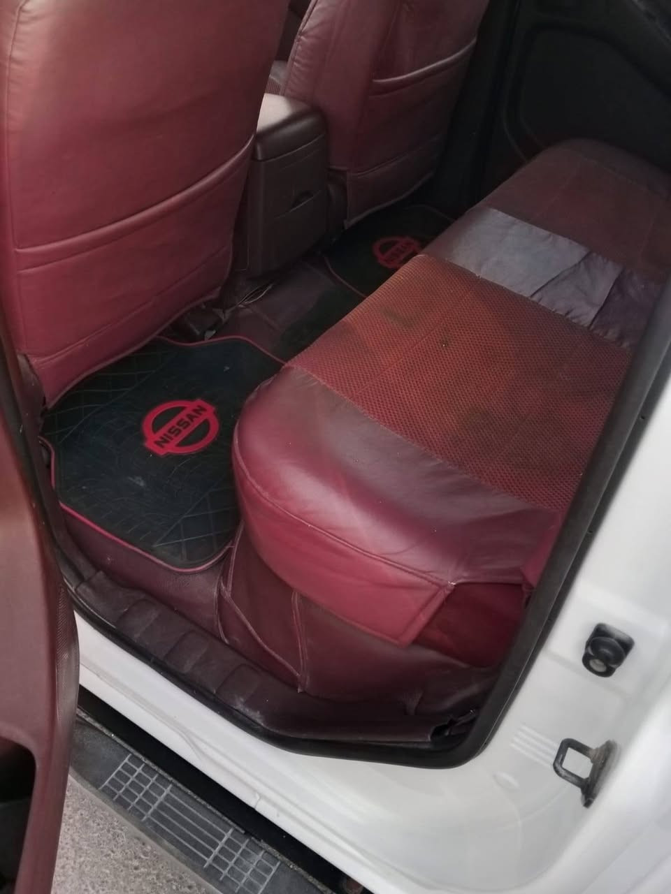 سلام عليكم نيفارة للبيع موديل 2014 سيارة مكفولة كفالة عامه مكينة ما مفتوحة شرط تبريد وياة سويج بية بارد في جاملق مال سايق شي قليل تخم تاير رقم أربيل انكليزي سسنوية سنت 30 سعر 130 وبية مجال عنوان بصرة زبير ***********
