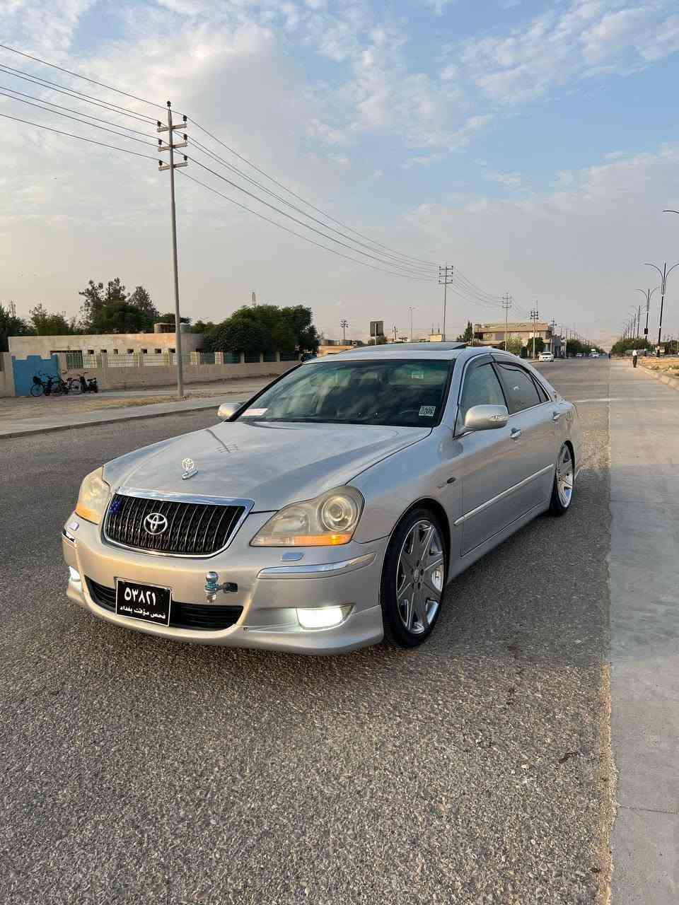 ماجێستا ساق ساق  موسوبڕاوە نیە
2005کراوە بە 2007 قەپات موسفات
پێنج دوگمە سە لاجە🩶
ئاوێنە ئیشارە ت🩶
پێنج بە سمە سنوق شەفت🩶
سێپەردە سڵایت🩶
کوشن جلد هیتەر غەزن🩶
تە بریت ساردوگە رم بە شە رت🩶
گێڕو مە کینە بە شە رتی فە حس🩶
چوارویلو تایەلۆک قیاس19🩶
چوپە کانی کامل حوڕکراوە🩶🩶🩶
تە بریت مە رکە زی🩶
سوکان کارە با کوشن کارە با🩶 
جامە کانی هەڵ گیراوە تە وە🩶
کونی گە رمی چاکراوە🩶
سە یارە کە سە قفی بۆیاخ نیە🧿لە گە ڵ چە ن پارچە یە کی من بە حیزام بۆیاخ دە ی فرۆشم 🩶
سعری73
***********
